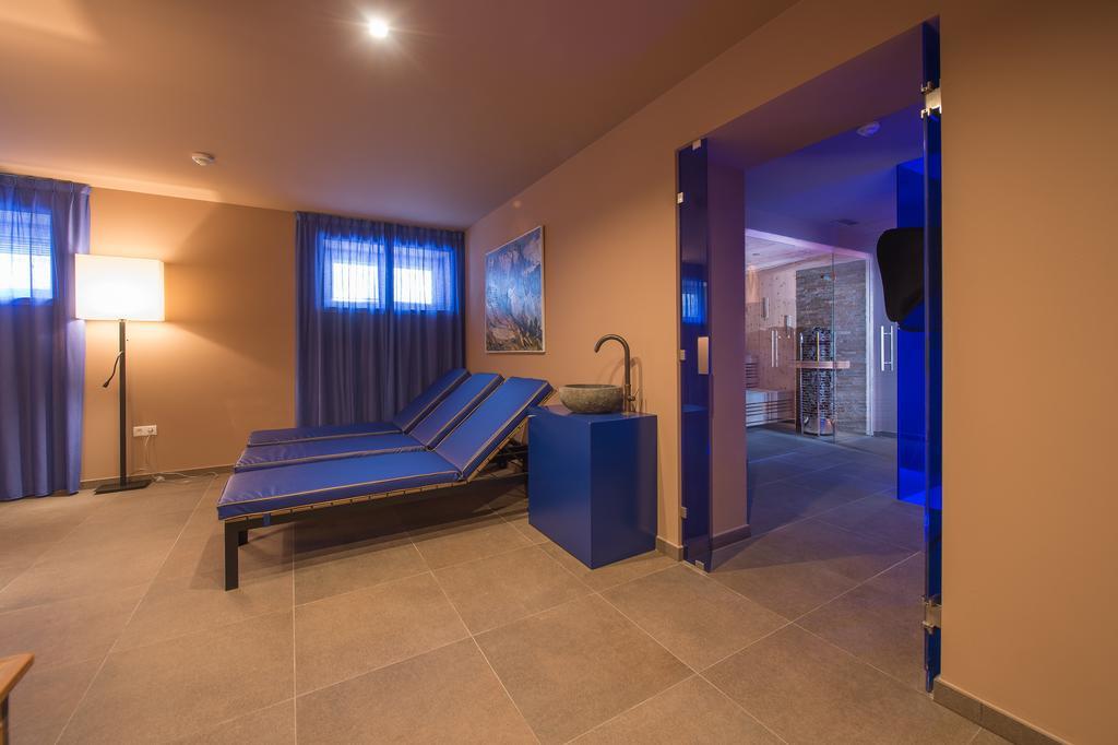 Seeberg Garni Hotel Caldaro Exterior photo